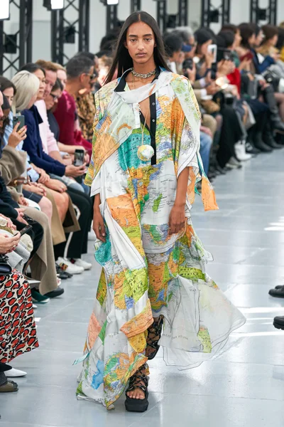 Look 1